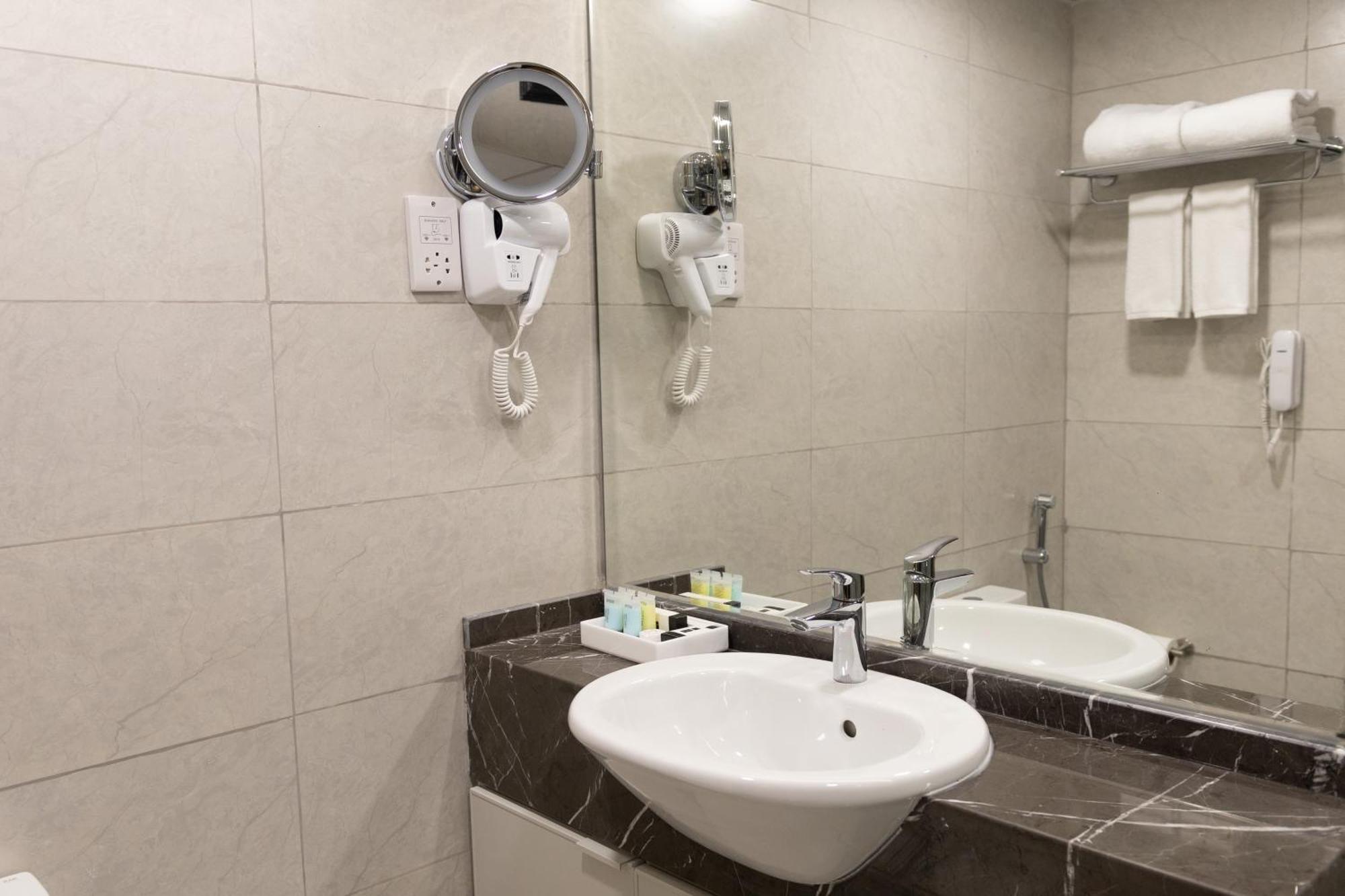 Vendome Plaza Hotel Dubaj Zewnętrze zdjęcie